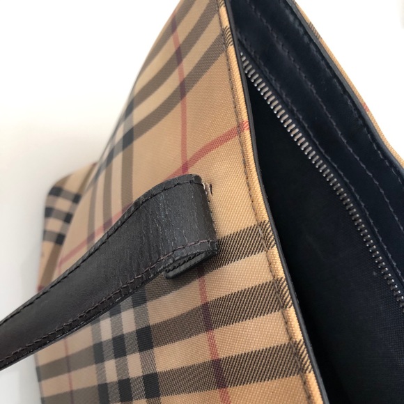 Burberry House Check Tote - Picture 6 of 7